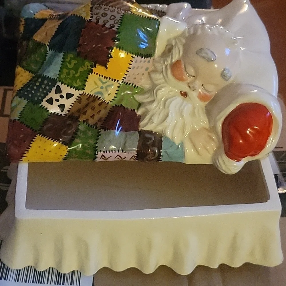 1970 VTG Ceramic Sleeping Santa‎ Detailed Hand-Painted Pachwork Quilt Whimsical